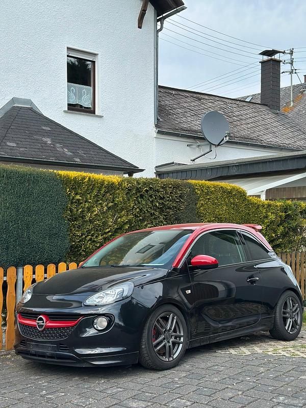 Gebraucht Opel Adam S 150 PS (110 kW) 2016 Schwarz Kleinwagen