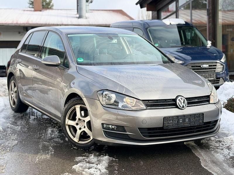 Grau Gebraucht 2014 VW Golf Cup Limousine | 7.499 € (Superpreis) - Bild 1/4