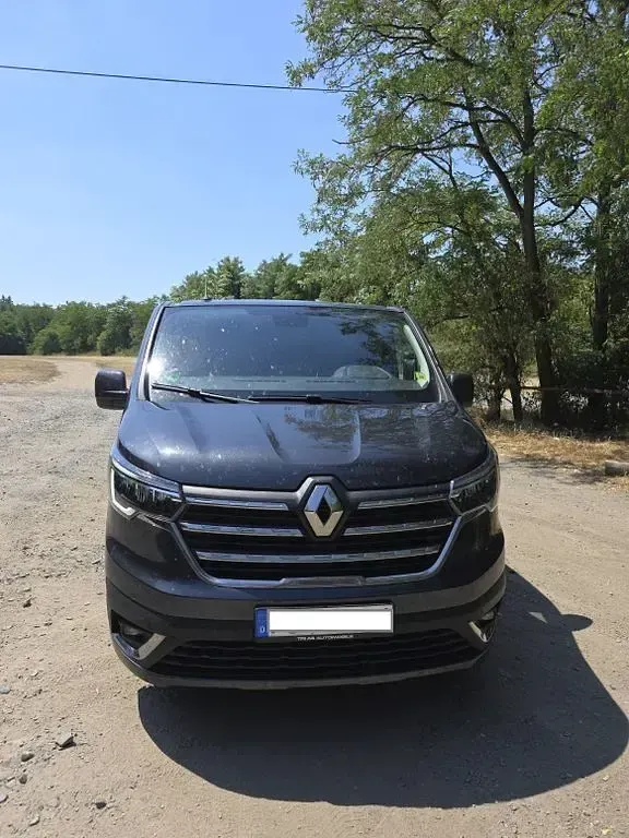 Gebraucht Renault Trafic 150 PS (110 kW) 2022 Grau Van / Kleinbus