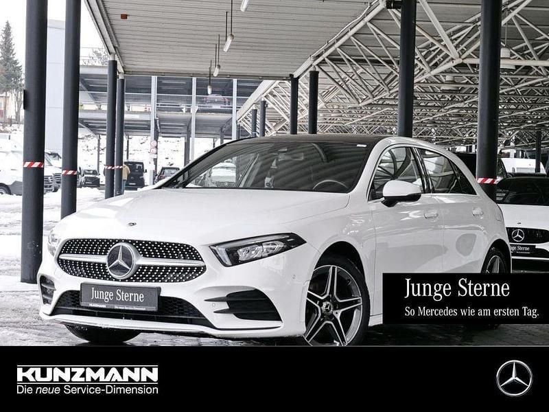 Weiß Gebraucht 2022 Mercedes A250 AMG Limousine | 25.000 € (Guter Preis) - Bild 1/4