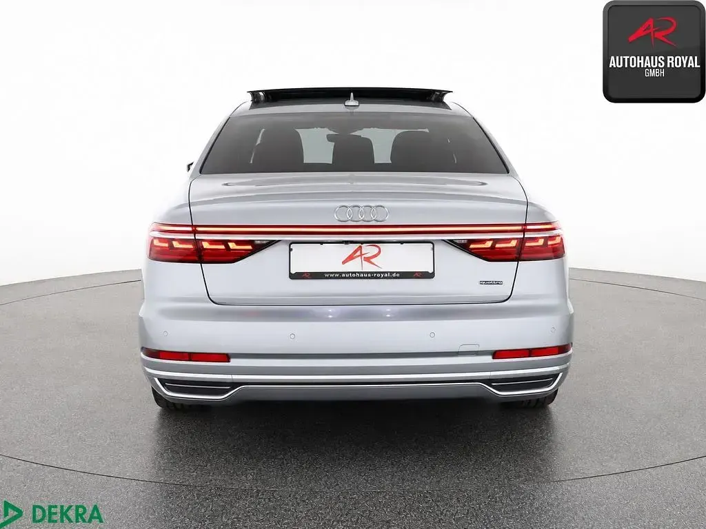 Gebraucht Audi A8 S-Line 449 PS (330 kW) 2022 Florettsilber Limousine