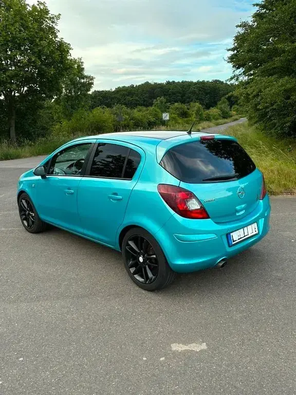 Gebraucht Opel Corsa Color Edition 101 PS (74 kW) 2011 Blau Kleinwagen