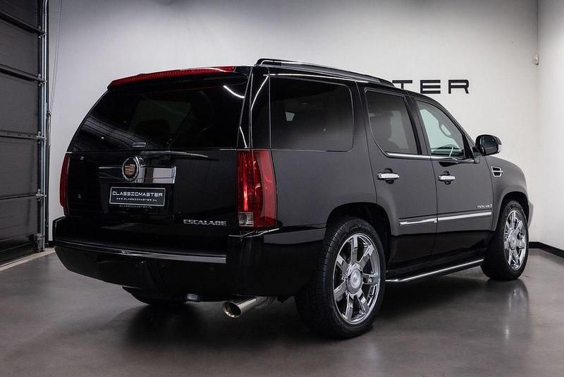 Gebraucht Cadillac Escalade 411 PS (302 kW) 2009 Schwarz SUV