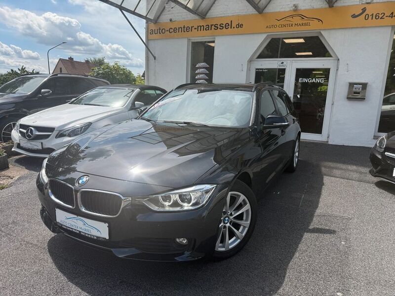 Schwarz Gebraucht 2016 BMW 318 Comfort Edition Kombi | 11.390 € (Guter Preis) - Bild 1/4