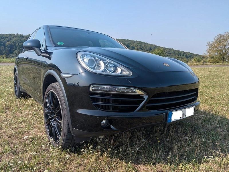 Schwarz Gebraucht 2012 Porsche Cayenne SUV | 18.900 € (Superpreis) - Bild 1/4
