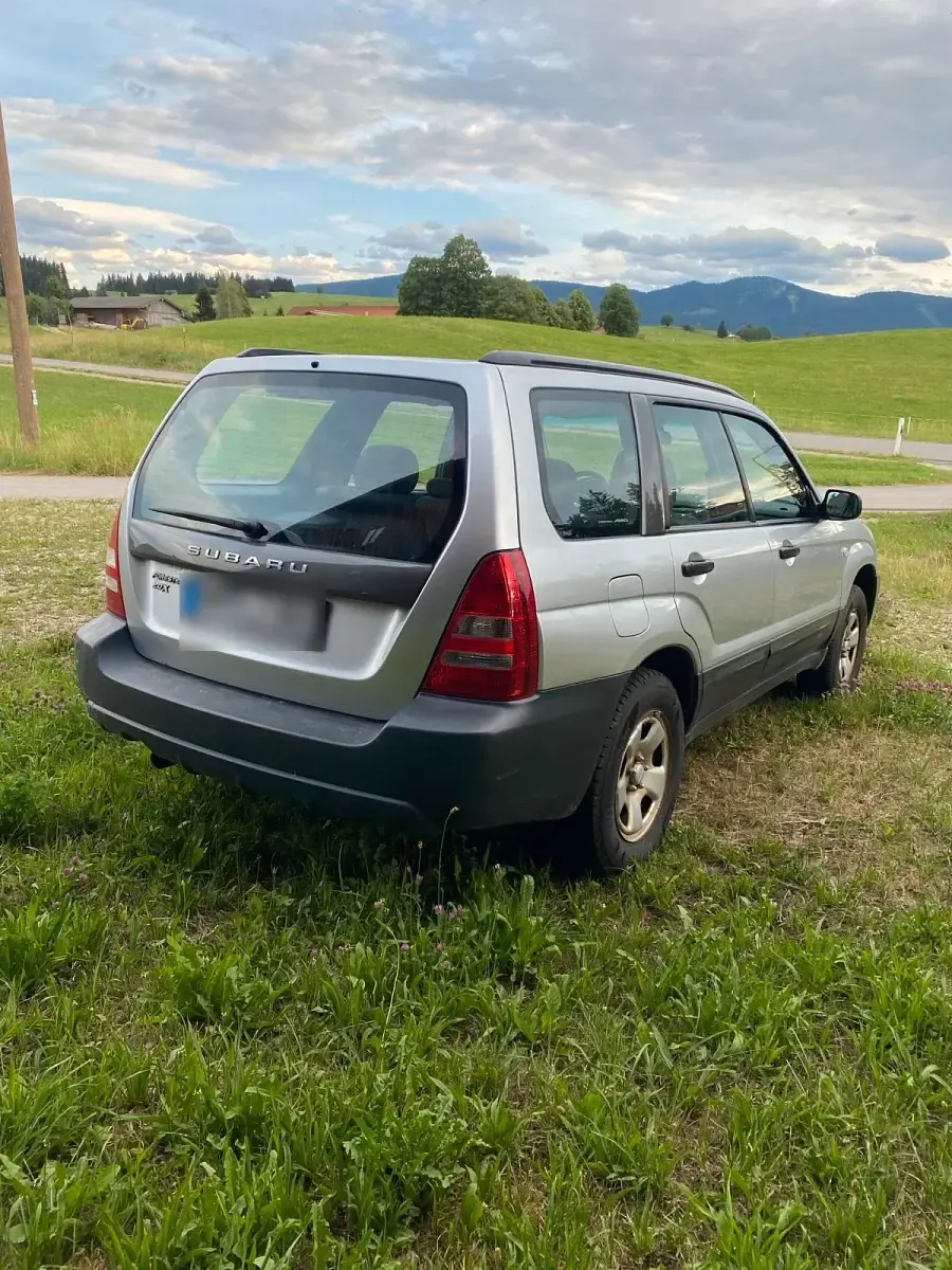 Gebraucht Subaru Forester 125 PS (91 kW) 2005 Silber SUV
