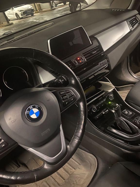 Gebraucht 2018 BMW 225 Active Tourer iPerformance Van / Kleinbus | 14.999 € (Guter Preis) - Bild 1/4