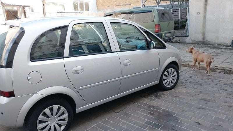 Gebraucht Opel Meriva 105 PS (77 kW) 2006 Silber Van / Kleinbus