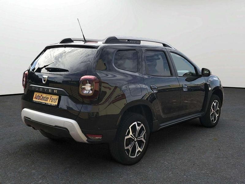 Gebraucht Dacia Duster Anniversary 131 PS (96 kW) 2020 Schwarzperleffekt SUV