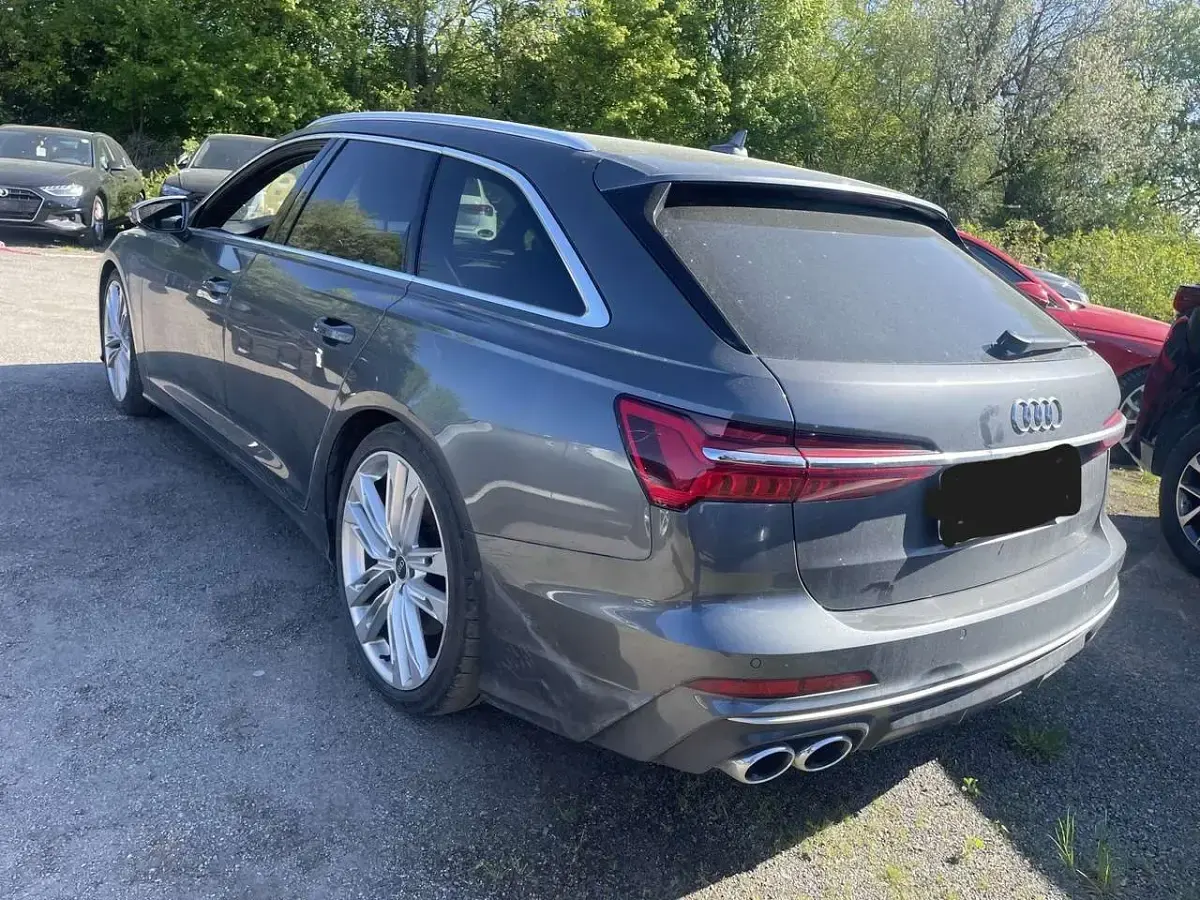 Gebraucht Audi S6 344 PS (253 kW) 2023 Daytonagrau perleffekt Kombi