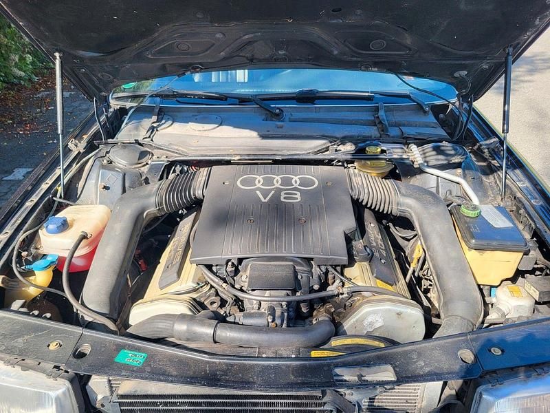 Gebraucht Audi V8 250 PS (183 kW) 1991 Limousine