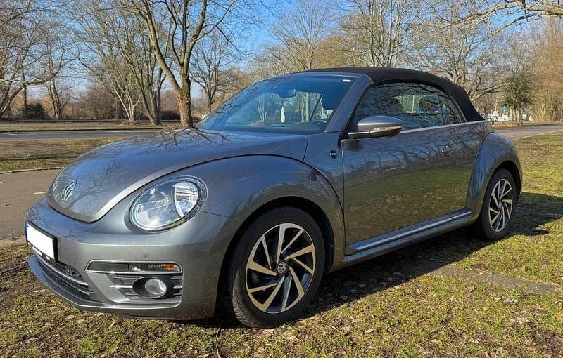 Gebraucht VW Beetle Sound 105 PS (77 kW) 2017 Grau Kleinwagen