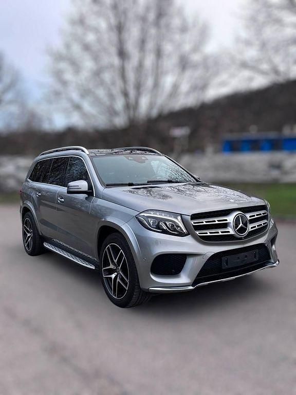 Grau Gebraucht 2018 Mercedes GLS350 SUV | 36.800 € - Bild 1/4
