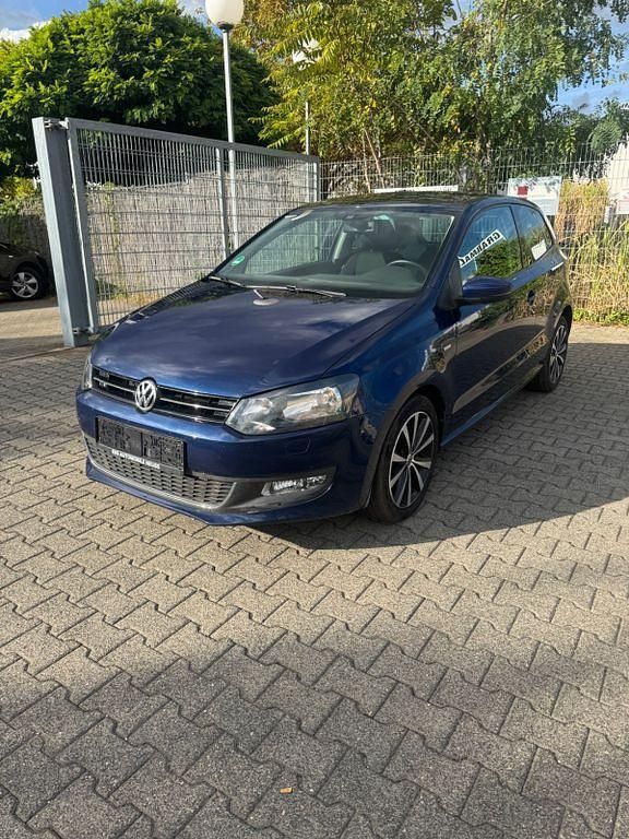Blau Gebraucht 2014 VW Polo Life | 6.900 € (Fairer Preis) - Bild 1/4