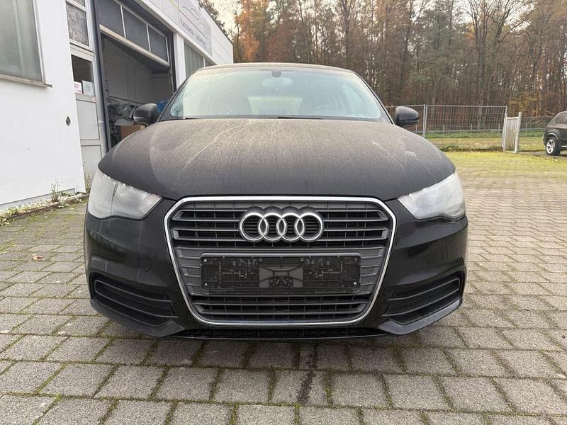 Schwarz Gebraucht 2012 Audi A1 Attraction Kleinwagen | 6.399 € (Superpreis) - Bild 1/4