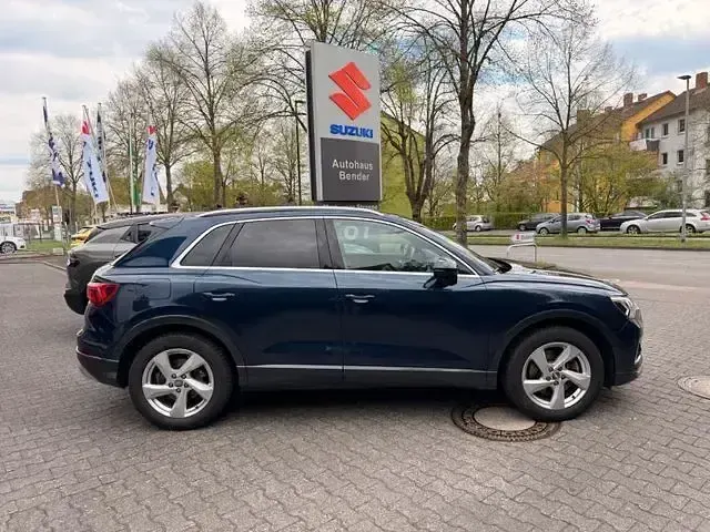 Gebraucht Audi Q3 Advanced Plus 190 PS (139 kW) 2020 Blau SUV