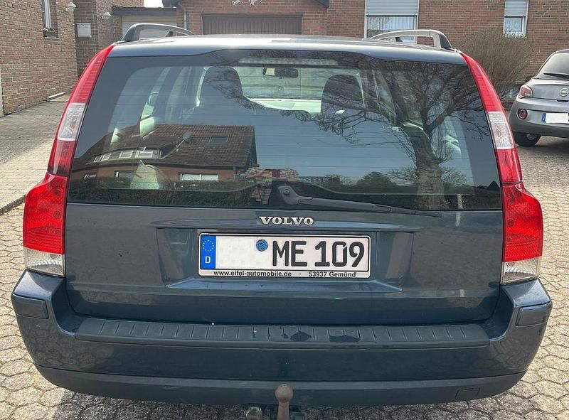 Gebraucht Volvo V70 131 PS (96 kW) 2004 Blau Kombi