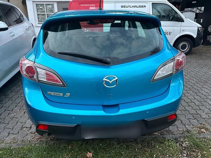Gebraucht Mazda 3 105 PS (77 kW) 2010 Blau Limousine