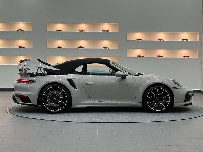 Gebraucht Porsche 992 650 PS (478 kW) 2022 Grau Cabrio