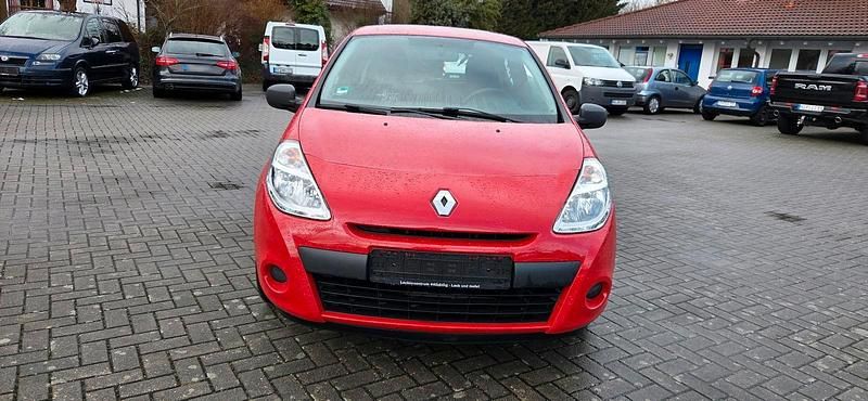 Gebraucht Renault Clio IV 75 PS (55 kW) 2012 Rot Kleinwagen