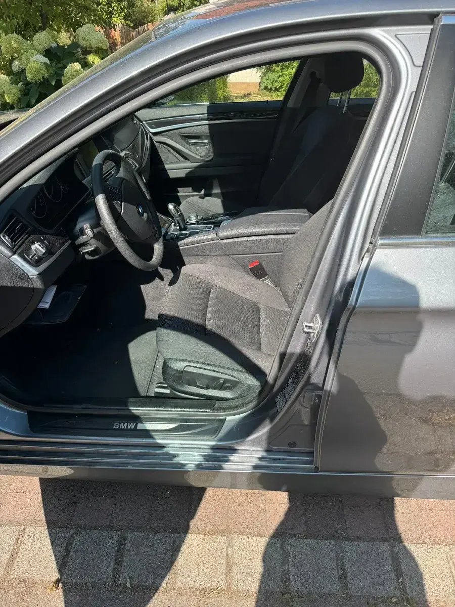 Gebraucht BMW 528 185 PS (136 kW) 2014 Grau Limousine