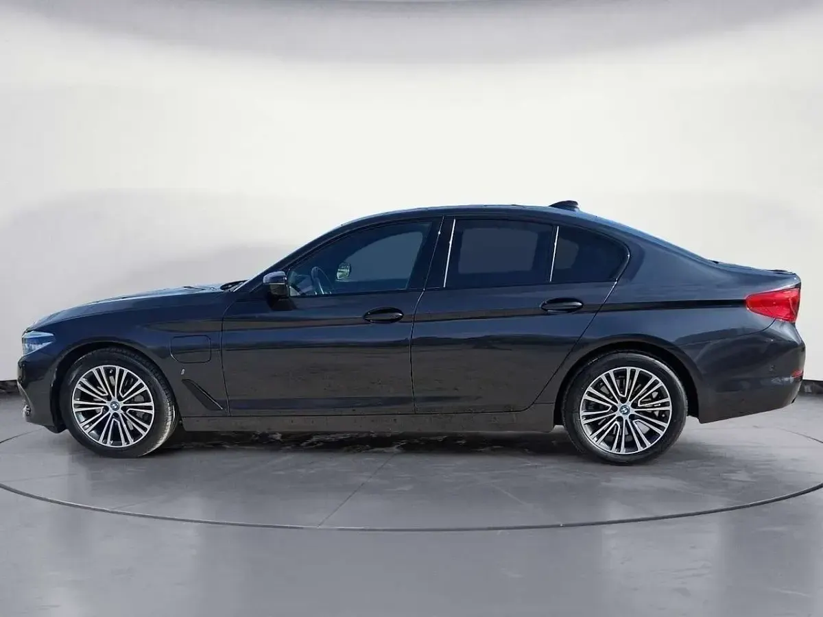 Gebraucht BMW 530e iPerformance 184 PS (135 kW) 2019 Grau Limousine