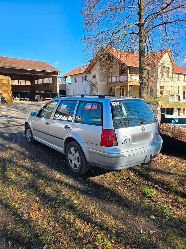 Gebraucht VW Golf IV 101 PS (74 kW) 2002 Silber Kombi