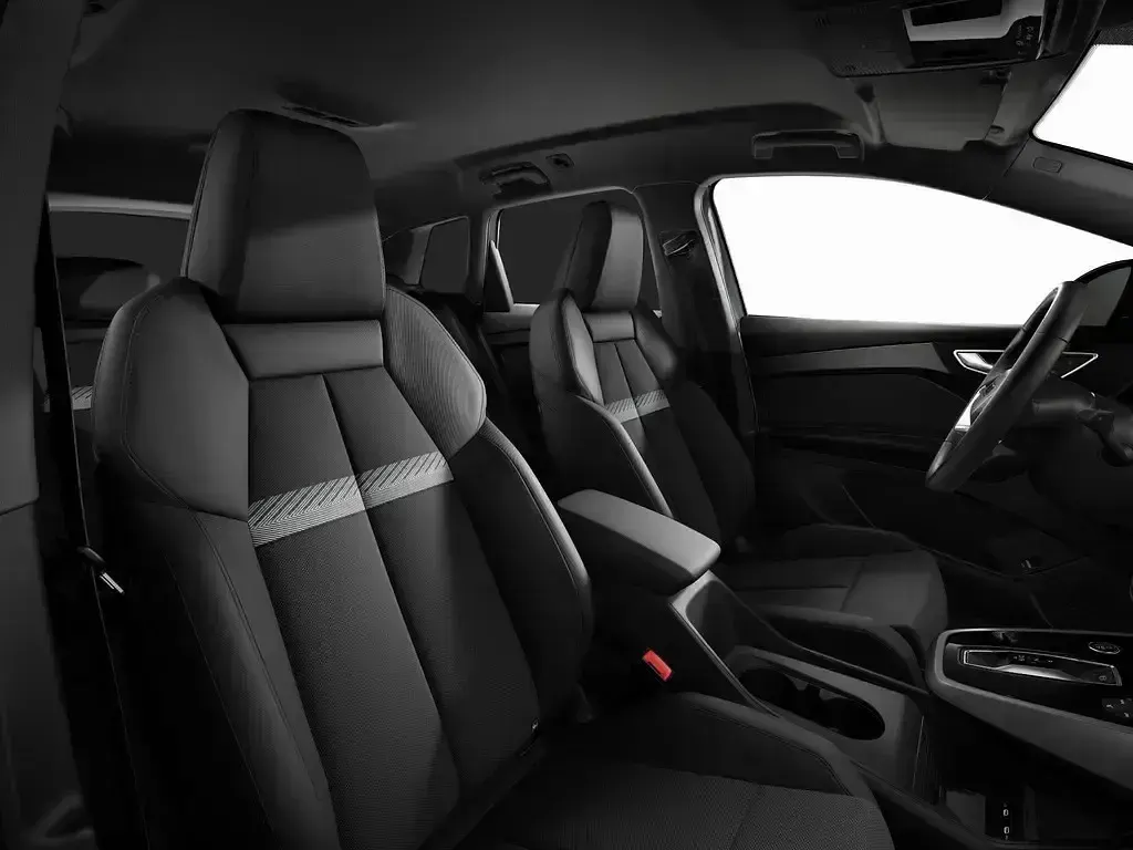 Gebraucht Audi Q4 e-tron Ambiente 110 kW (150 PS) 2025 Grau SUV