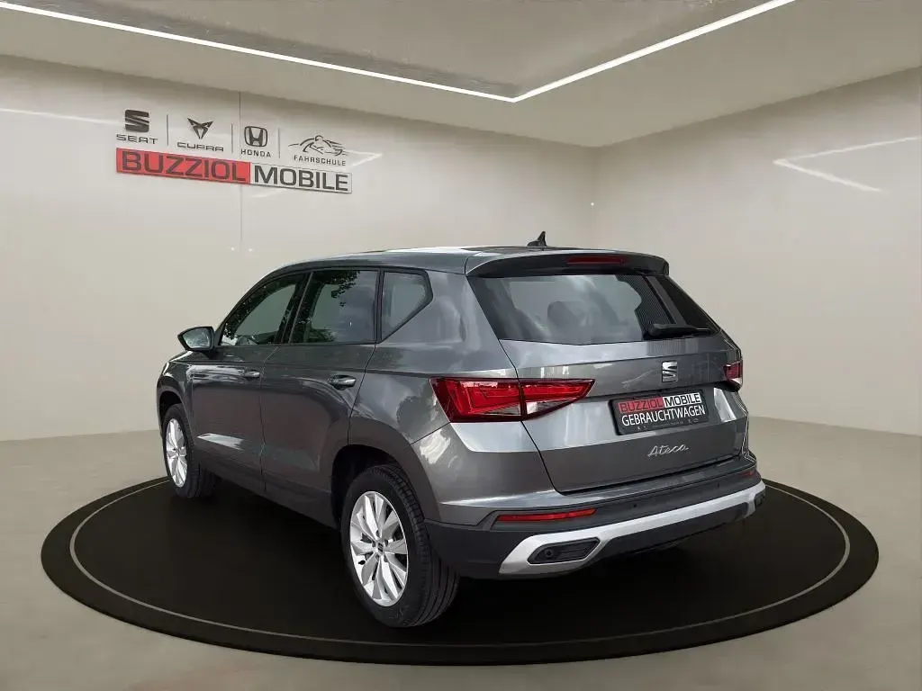 Gebraucht Seat Ateca Style 150 PS (110 kW) 2022 Grau SUV
