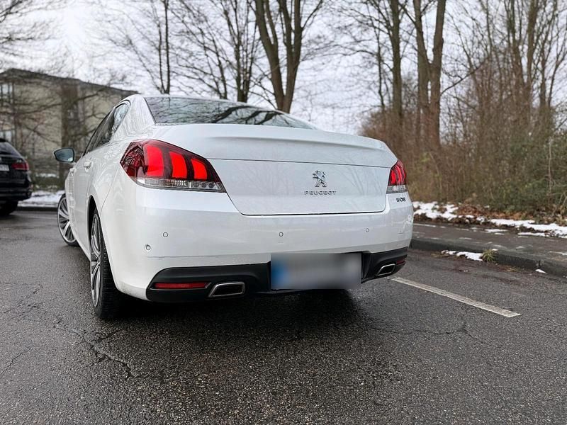 Gebraucht Peugeot 508 Allure 181 PS (133 kW) 2016 Weiß Limousine