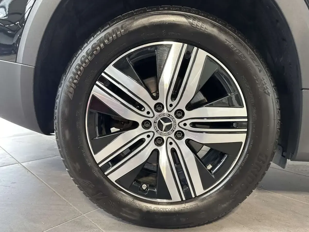 Gebraucht Mercedes 250 Progressive 139 kW (190 PS) 2023 Nachtschwarz SUV