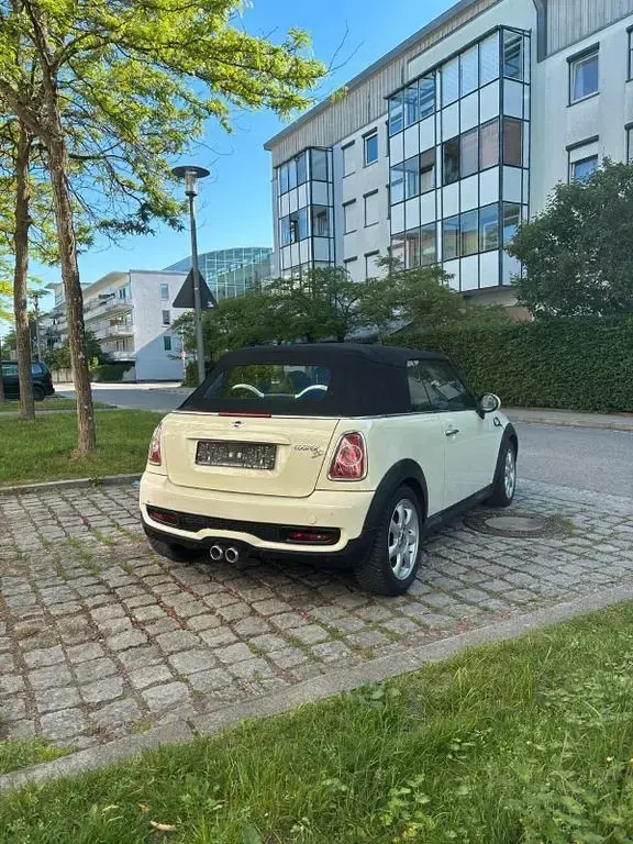 Gebraucht Mini Cooper SD Cabriolet 143 PS (105 kW) 2014 Weiß Cabrio