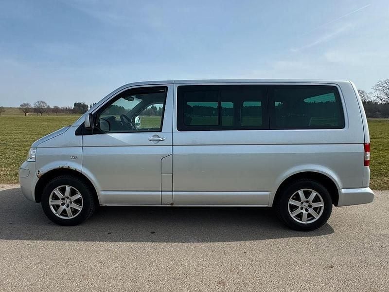 Używany VW T5 174 KM (127 kW) 2005 Srebrny Van