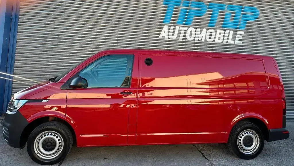 Gebraucht VW Transporter 110 PS (80 kW) 2020 Rot Van