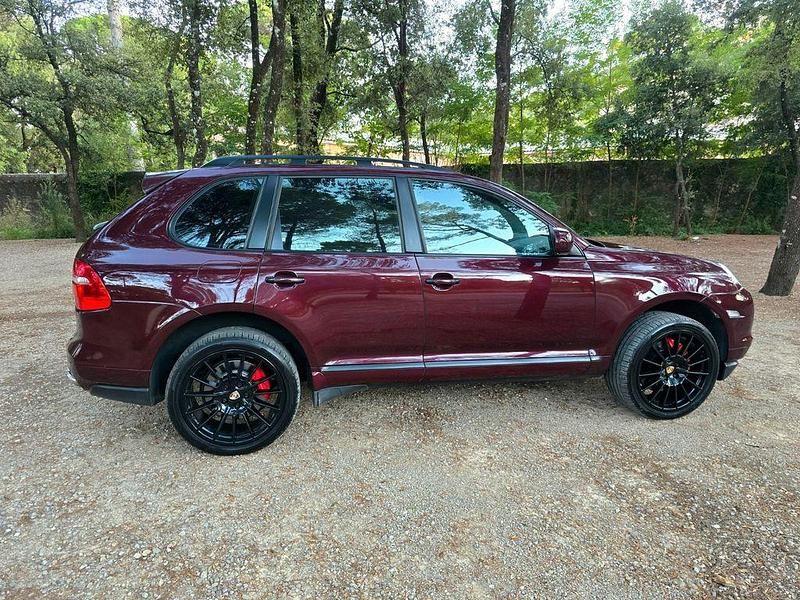 Rot Gebraucht 2007 Porsche Cayenne Turbo SUV | 22.900 € - Bild 1/4