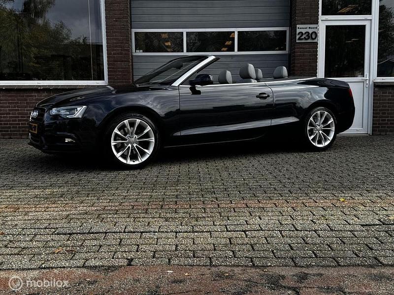 Blau Gebraucht 2012 Audi A5 Cabriolet Sport Cabrio | 9.450 € (Fairer Preis) - Bild 1/4