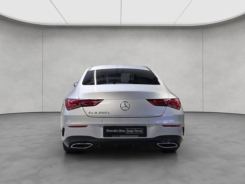 Gebraucht Mercedes CLA250e AMG 160 PS (117 kW) 2024 Silber Limousine