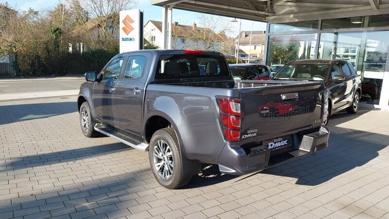 Neu Isuzu D-Max 163 PS (119 kW) 2025 Grau Pickup