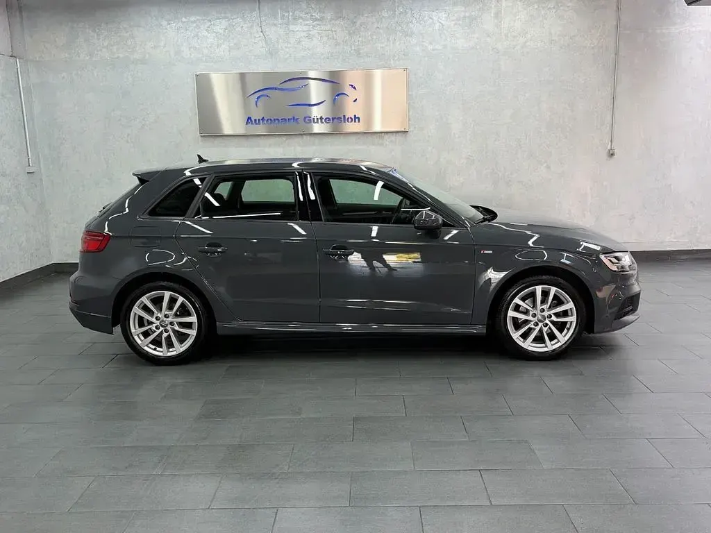 Gebraucht Audi A3 S-Line 150 PS (110 kW) 2020 Grau Limousine