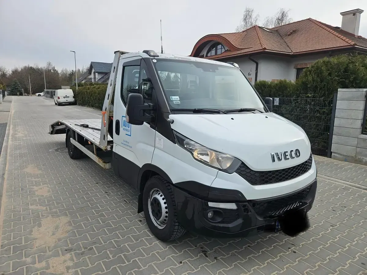 Gebraucht Iveco Daily 180 PS (132 kW) 2016 Weiß