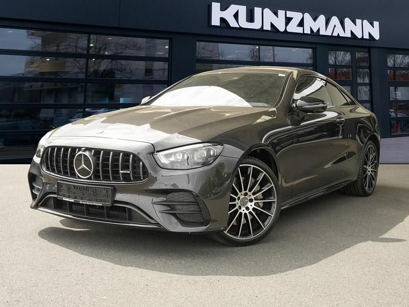 Graphitgrau metallic Gebraucht 2021 Mercedes E450 AMG Coupé | 55.050 € (Fairer Preis) - Bild 1/4