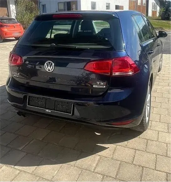 Second-hand VW Golf VII 125 CP (91 kW) 2015 Albastru Berlinǎ
