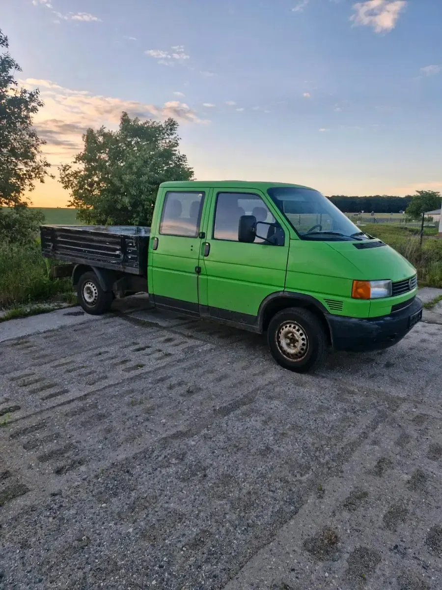 Gebraucht VW T4 68 PS (50 kW) 1997 Grün Van