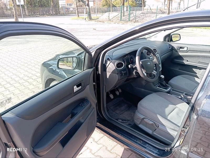 Gebraucht Ford Focus 101 PS (74 kW) 2007 Schwarz Kleinwagen