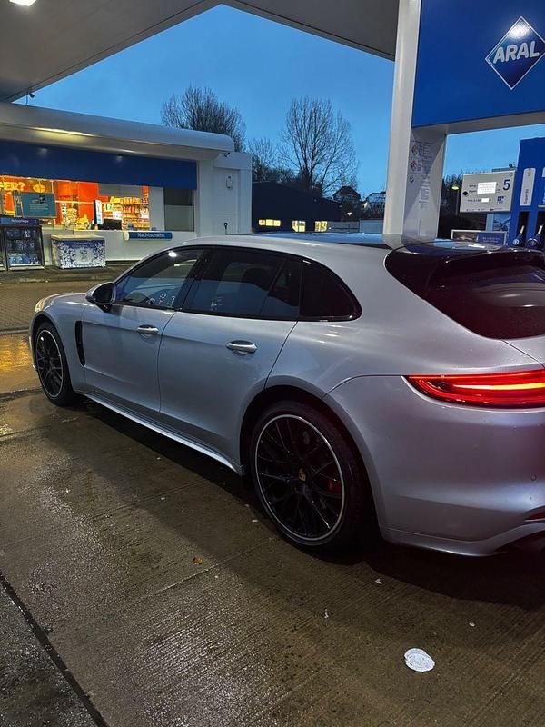 Gebraucht Porsche Panamera Sport Turismo 549 PS (403 kW) 2018 Silber Kombi