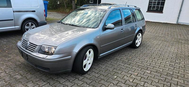 Silber Gebraucht 2003 VW Bora Kombi | 2.700 € (Fairer Preis) - Bild 1/4