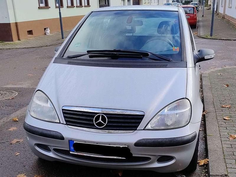 Silber Gebraucht 2004 Mercedes A140 Classic Limousine | 3.500 € (Teuer) - Bild 1/4