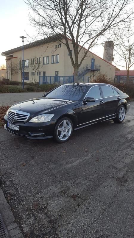 Schwarz Gebraucht 2013 Mercedes S500 Limousine | 22.000 € (Superpreis) - Bild 1/4