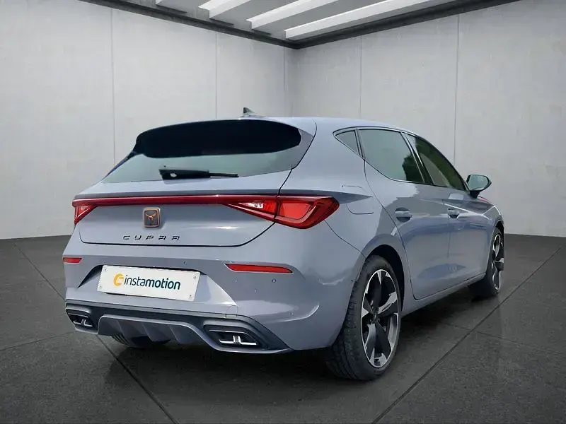 Gebraucht Cupra Leon 150 PS (110 kW) 2023 Grau Kleinwagen