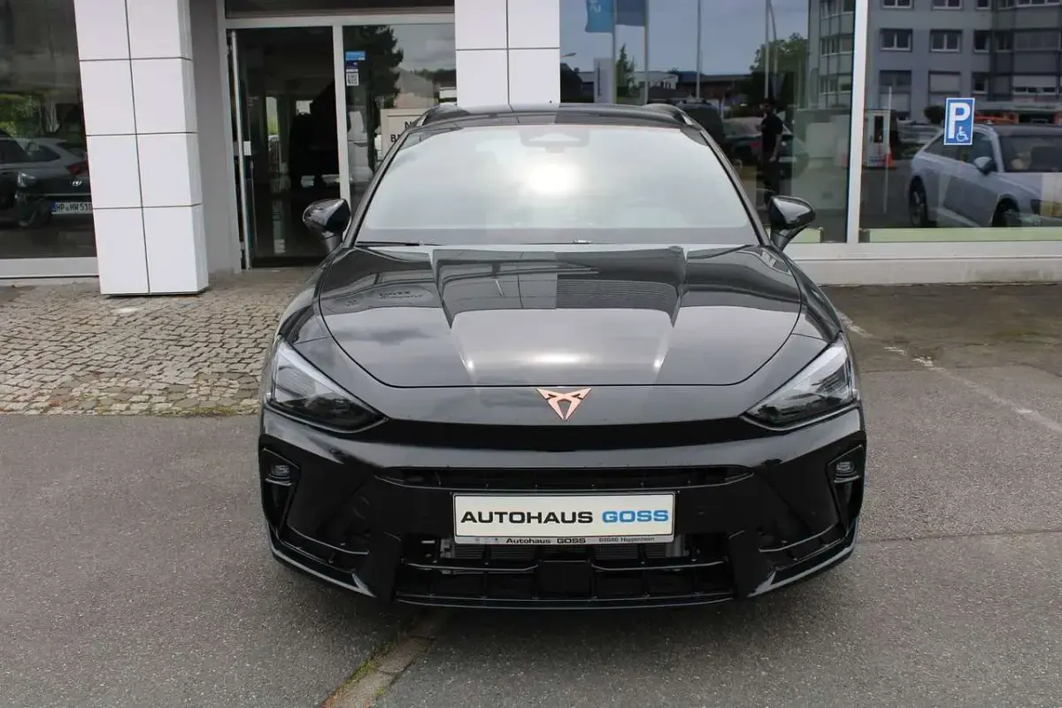 Gebraucht Cupra Leon 204 PS (150 kW) 2026 Mitternachtsschwarz Kombi